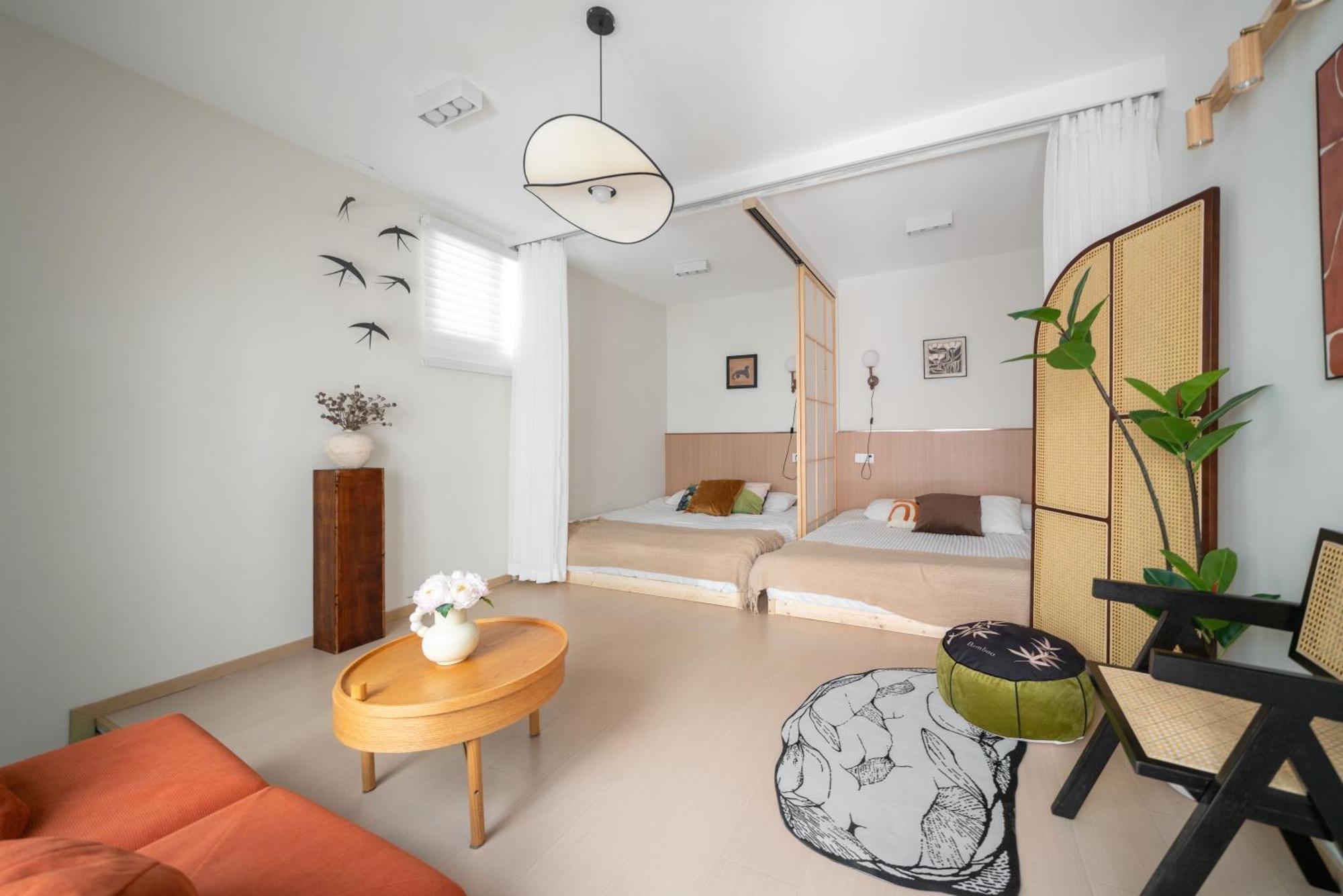 上海小胖纸民宿-南京西路4店 Apartment *